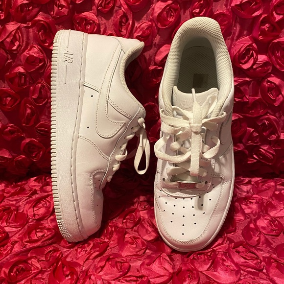 Mens Nike Air Force 1 \'07 main image 9